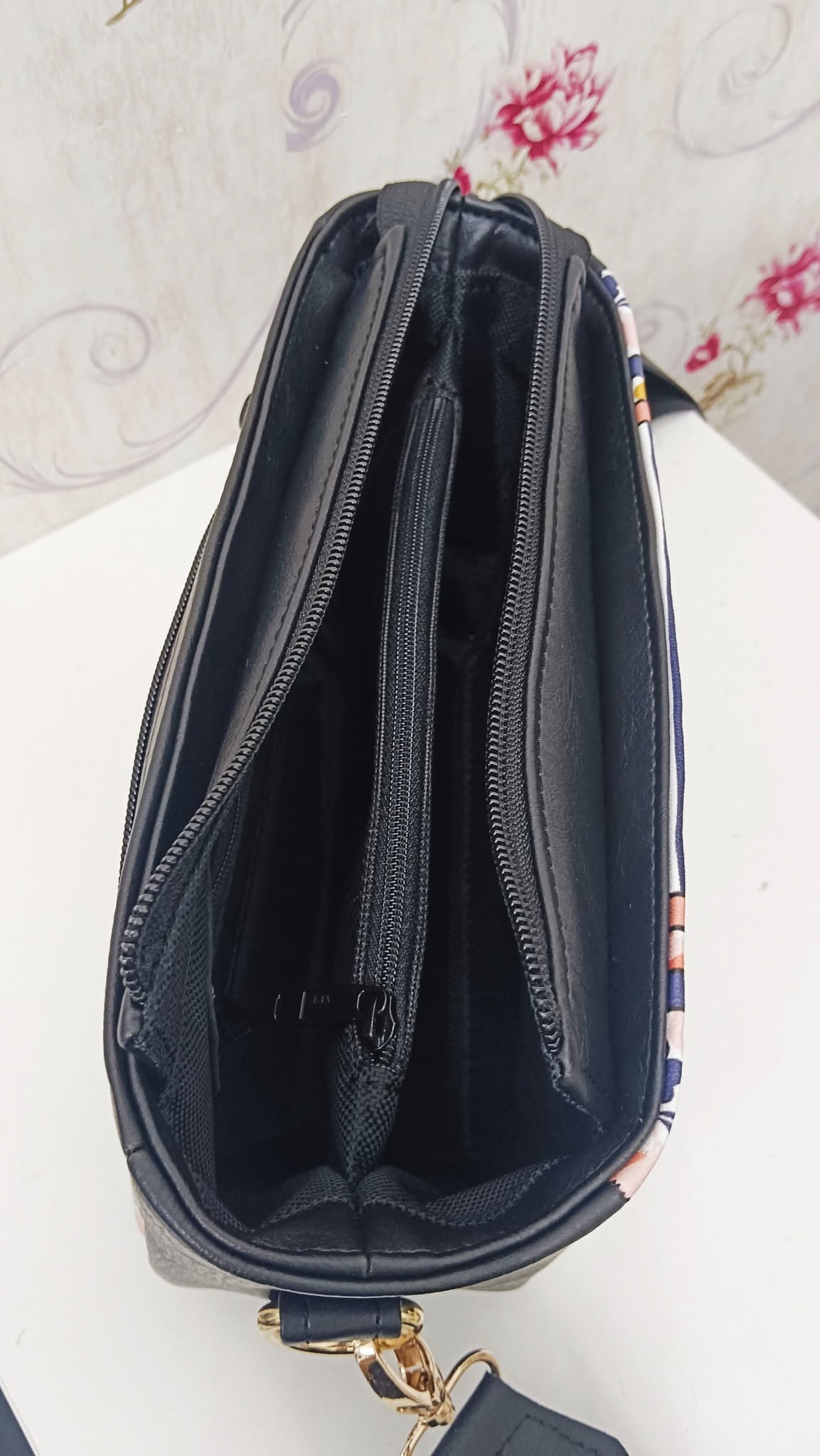 Naledi Crossbody Bag