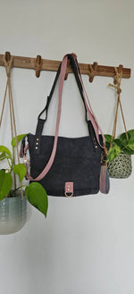Load image into Gallery viewer, Miralda Hobo Bag
