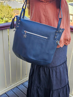 Load image into Gallery viewer, Miralda Hobo Bag
