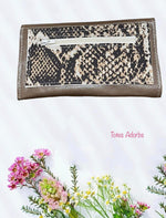 Load image into Gallery viewer, Isipaje Purse (Large)
